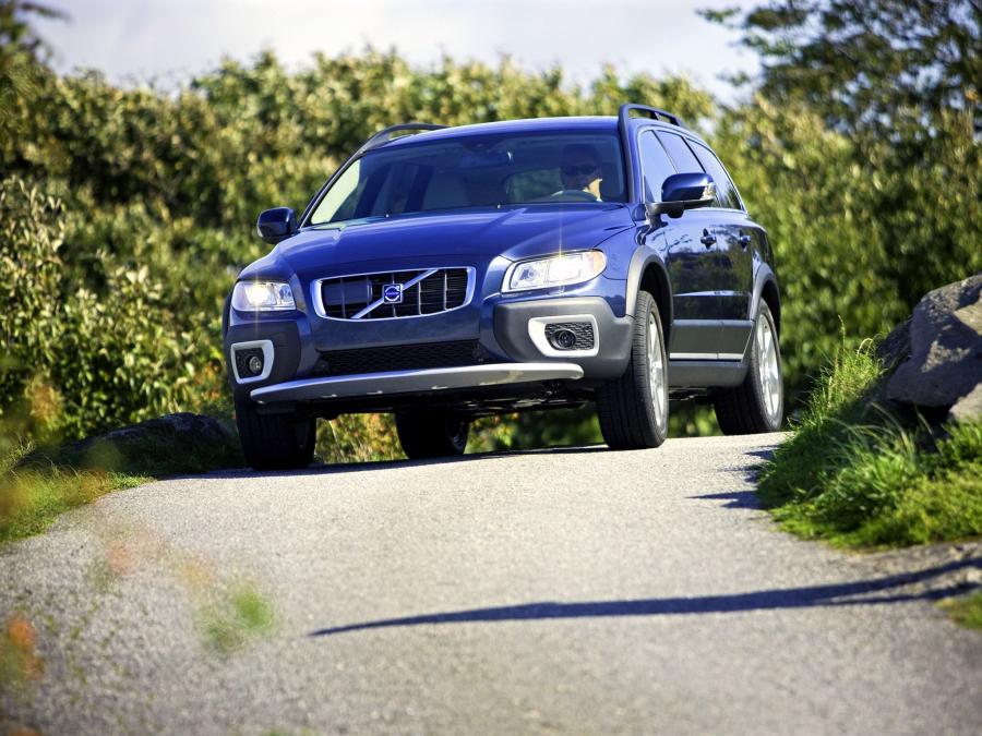  Volvo XC70 2007 года  (фото 16 из 30)